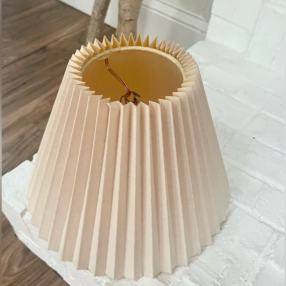 Vintage lamp shade
